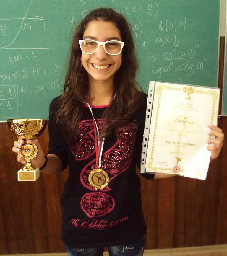 12-годишна българка стана световен шампион по шотокан